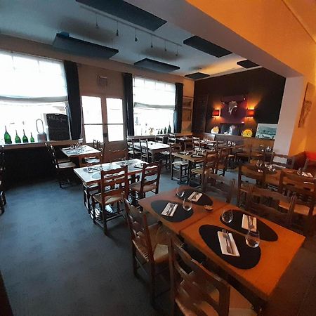 Auberge Du Forgeron Секлин Екстериор снимка