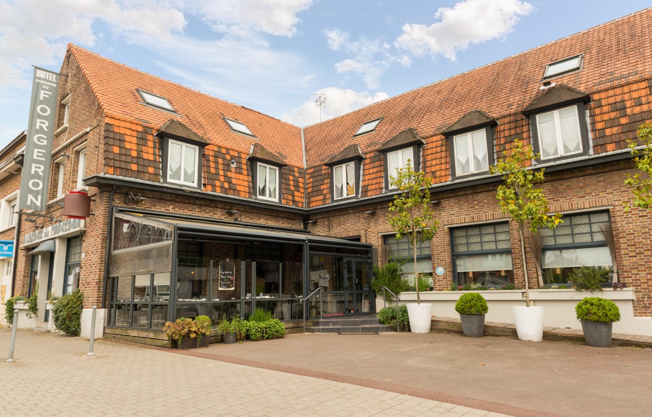 Auberge Du Forgeron Секлин Екстериор снимка